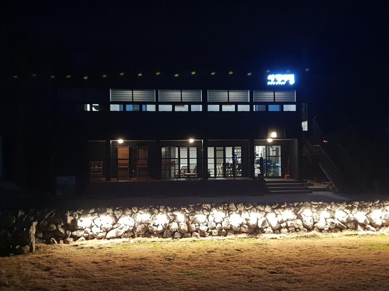 Hotel Sagye Travel Seogwipo Esterno foto